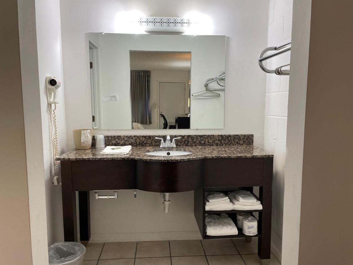 Slumber Inn Harrisonville Bagian luar foto