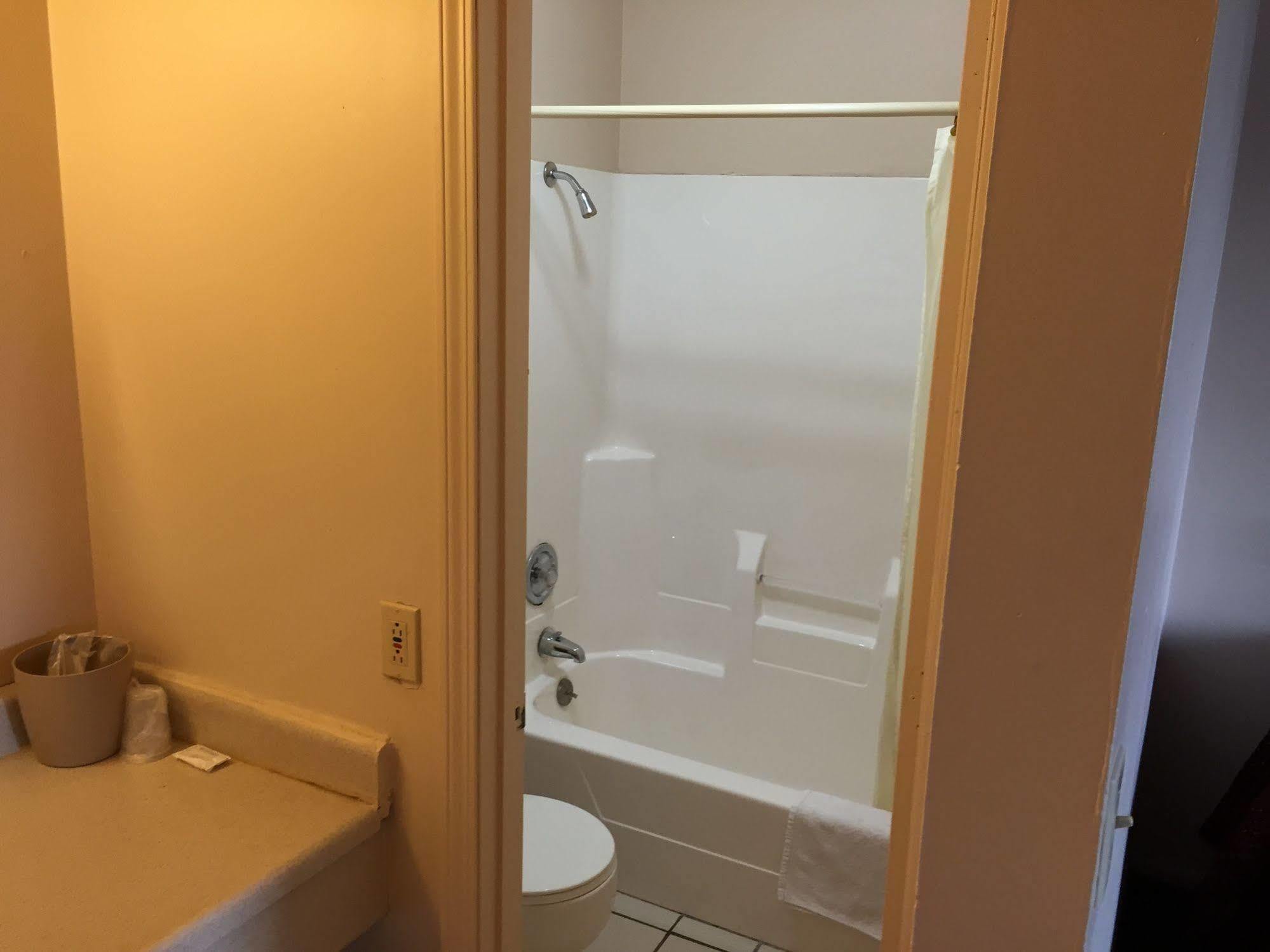 Slumber Inn Harrisonville Bagian luar foto