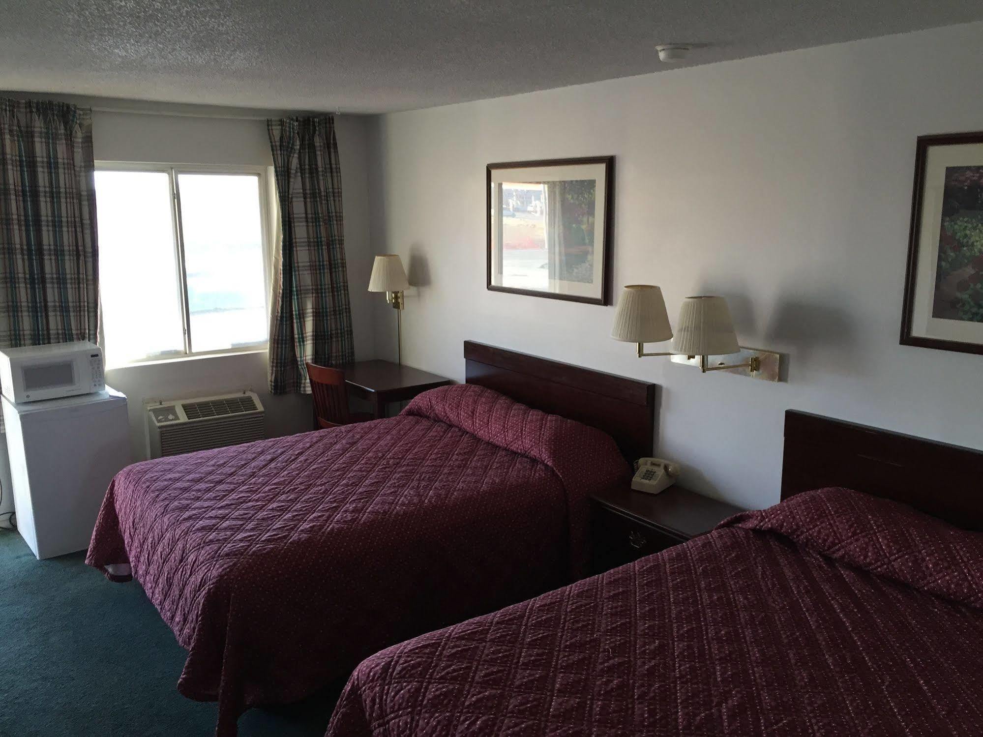 Slumber Inn Harrisonville Bagian luar foto